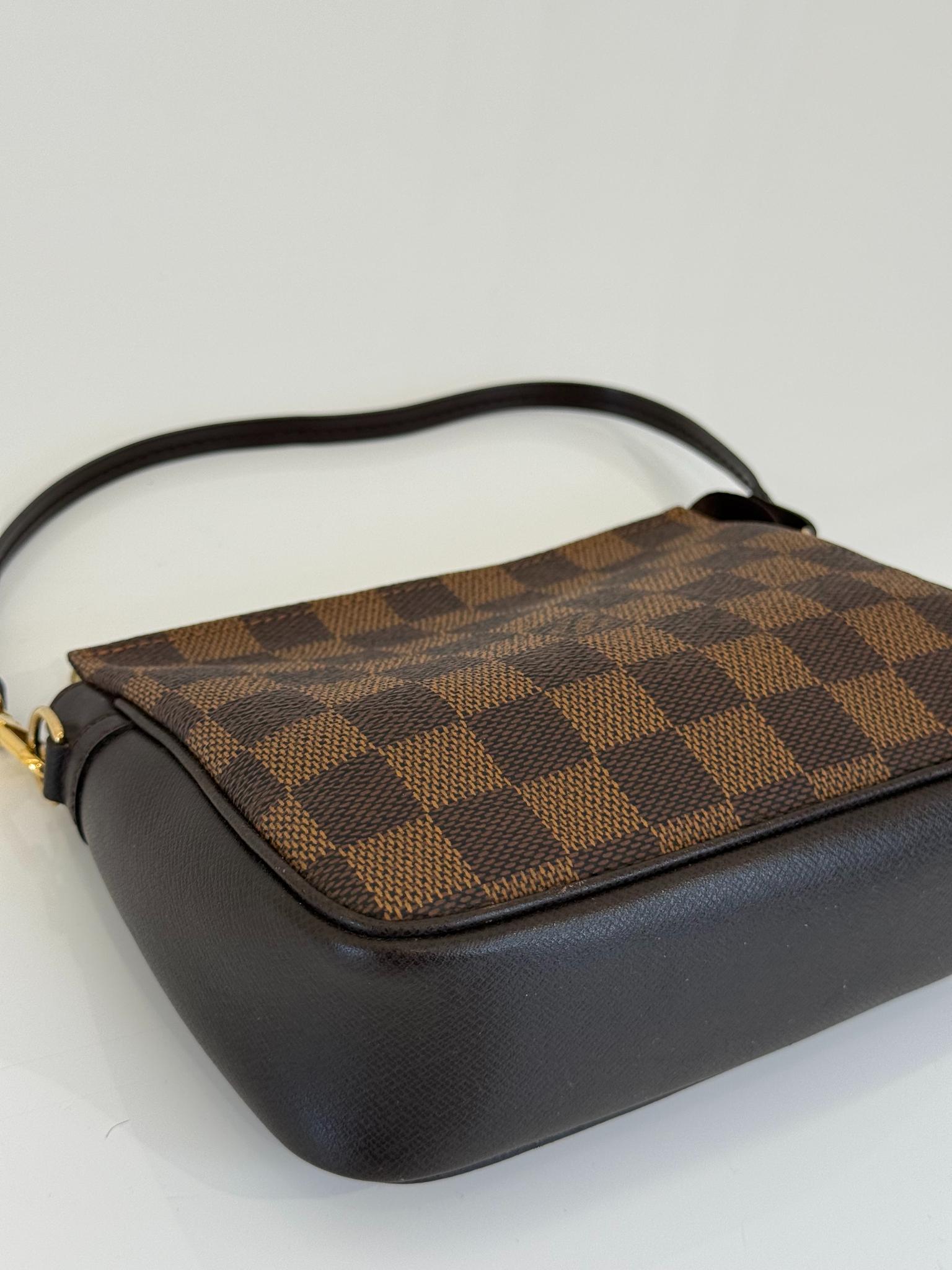 Louis Vuitton Navona Pochette Damier Ebene Canvas