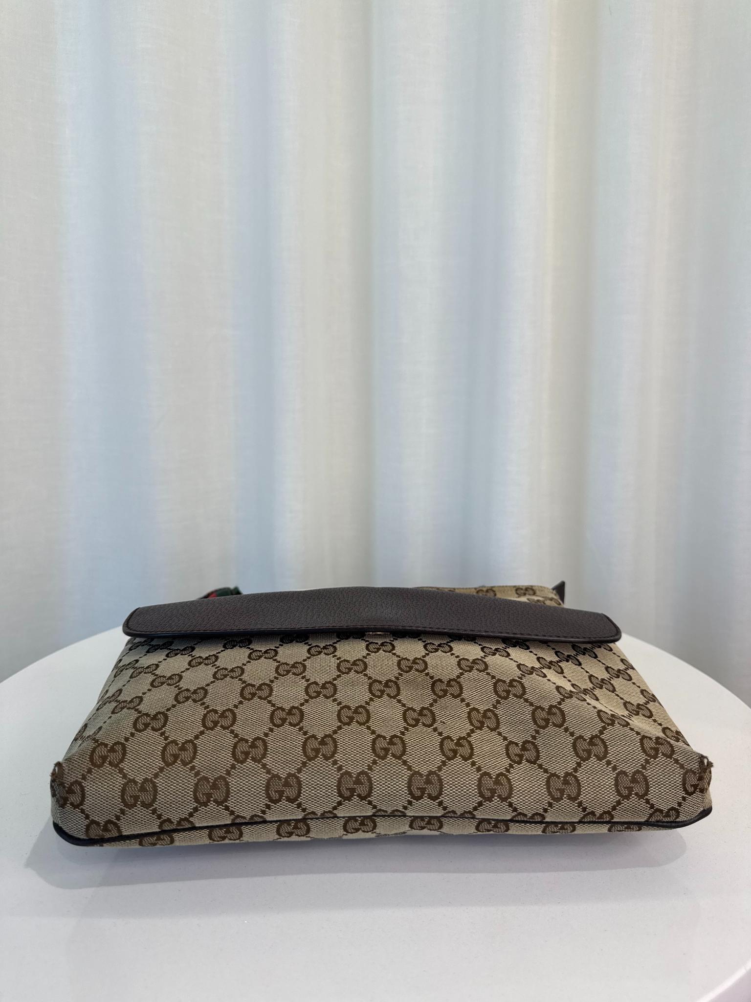 Gucci Beige/Ebony GG Canvas Web Messenger Bag
