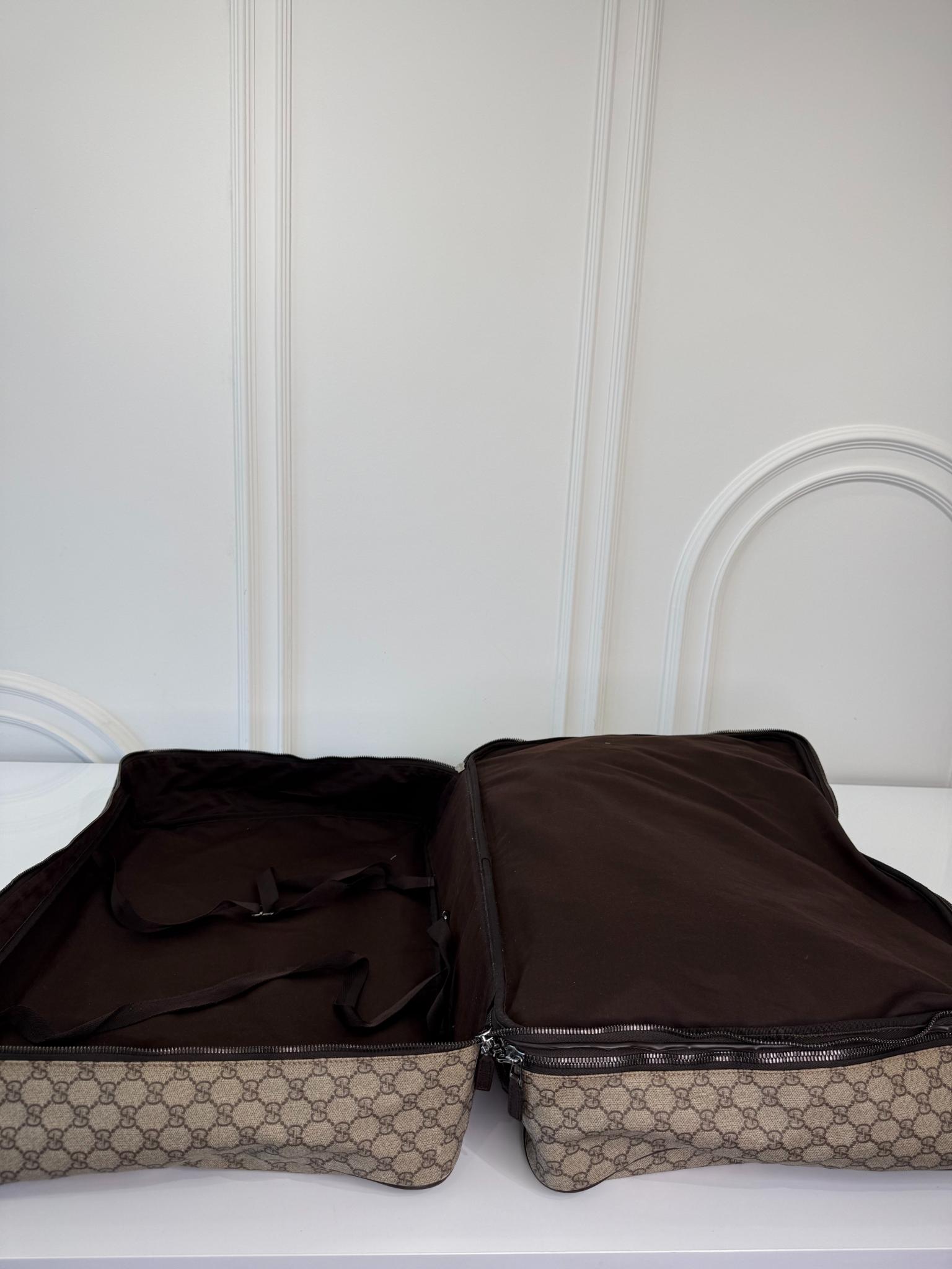 Gucci GG Supreme Canvas Travel Duffle Bag