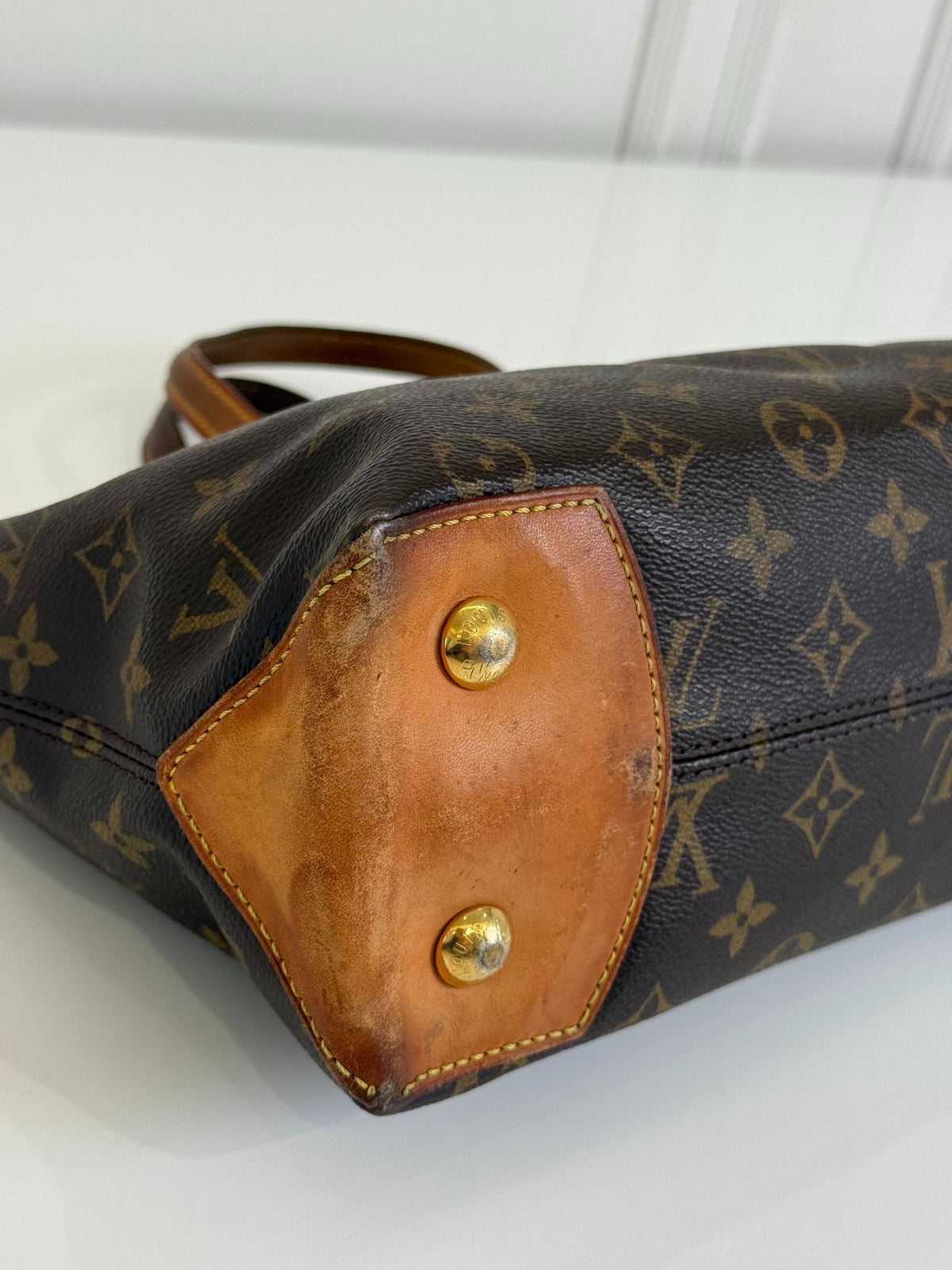 Louis Vuitton Wilshire PM Monogram Canvas