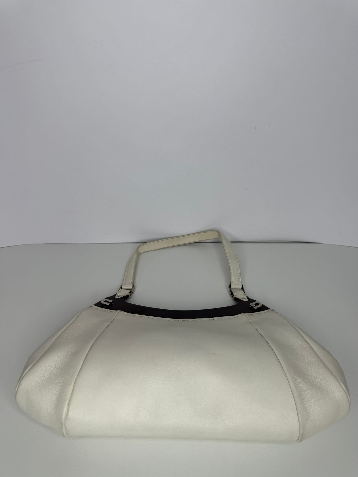Salvatore Ferragamo Gancini White Leather Shoulder Bag