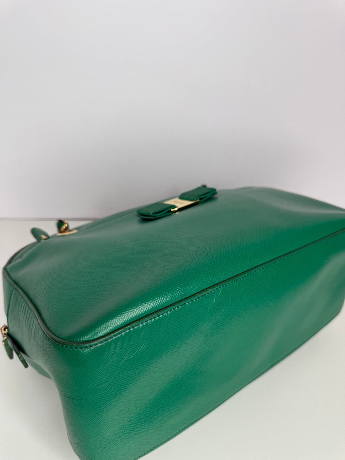 Salvatore Ferragamo Vara Bow Green Saffiano Leather Crossbody Bag
