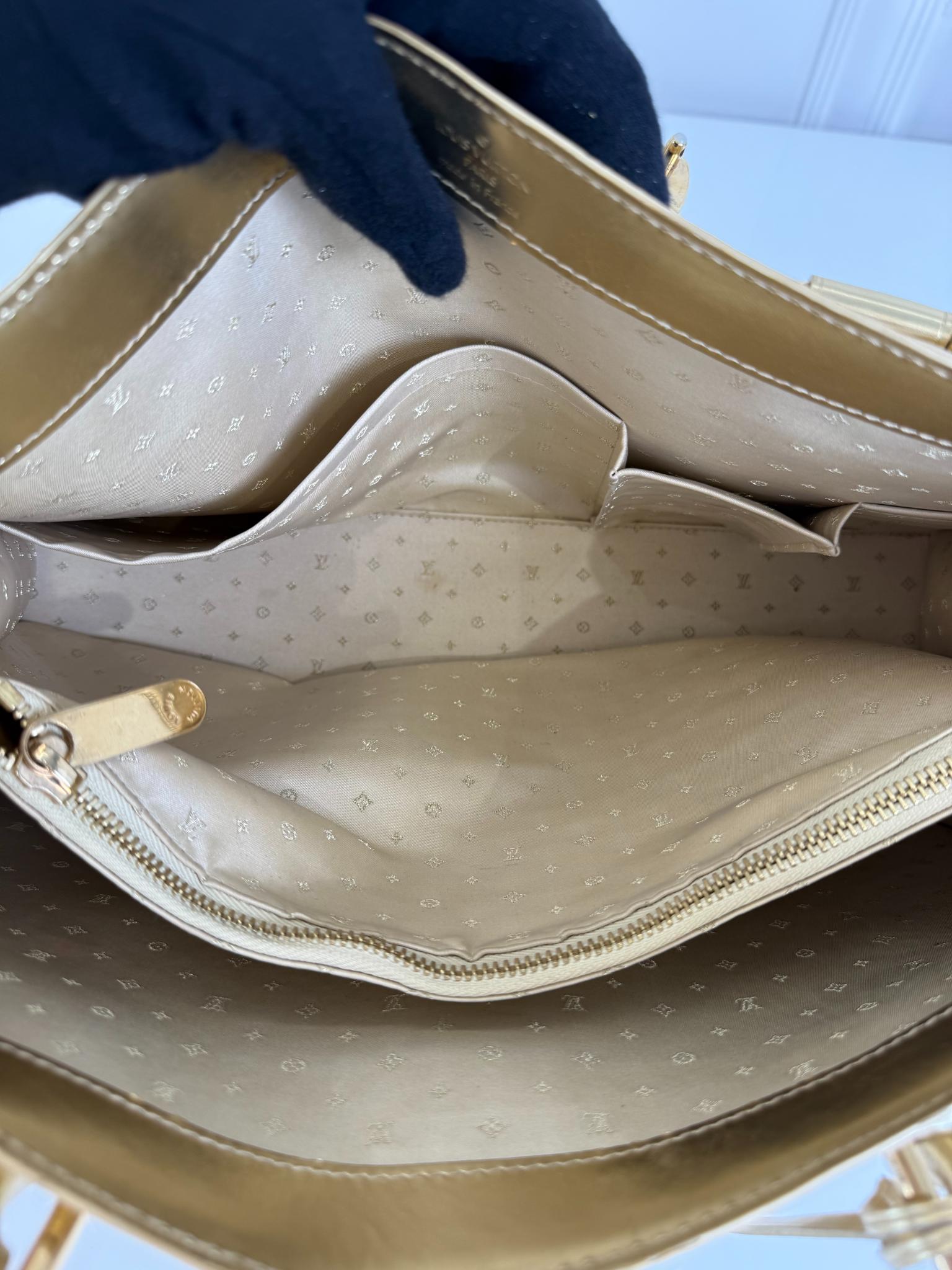 Louis Vuitton Gold Suhali Leather Le Fabuleux Shoulder Bag