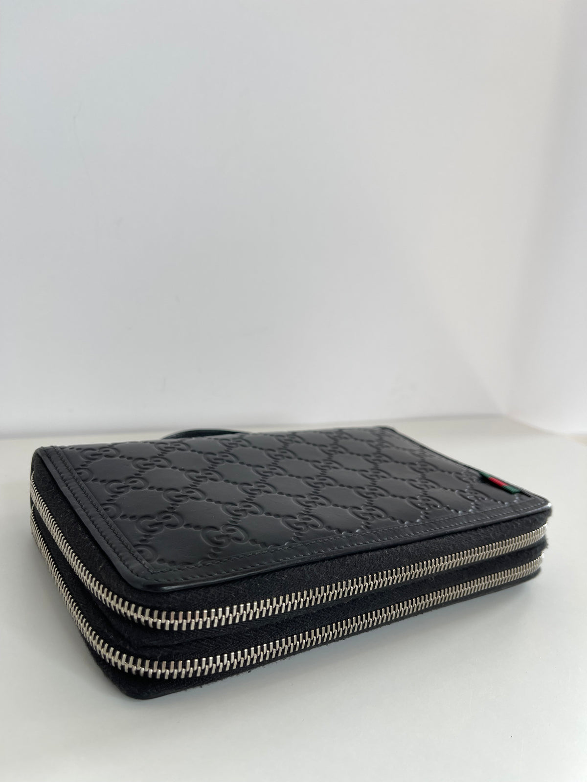 Gucci Black Guccissima Leather Zip Around Pouch