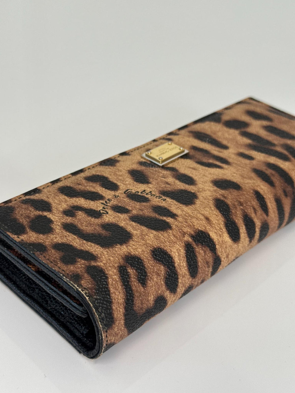 Dolce Gabbana Leopard Print Leather Continental Wallet
