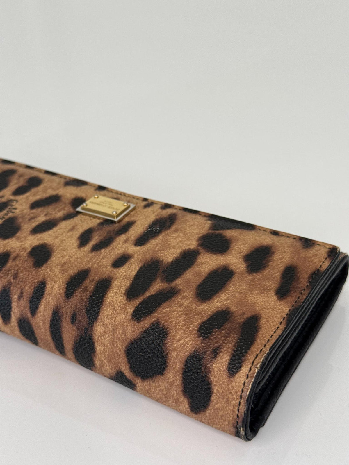Dolce Gabbana Leopard Print Leather Continental Wallet