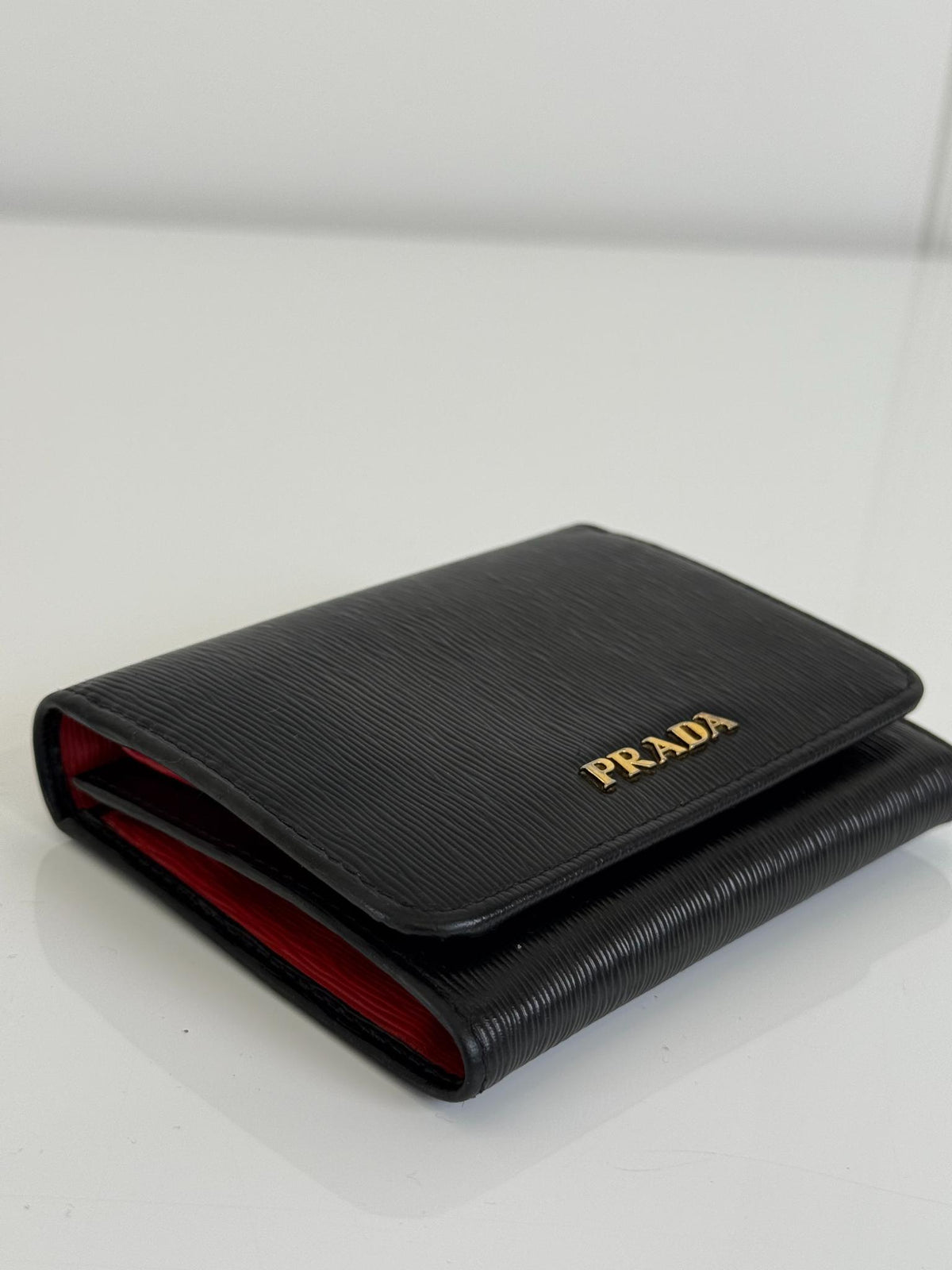 Prada Black Vitello Move Leather Logo Bifold Compact Wallet