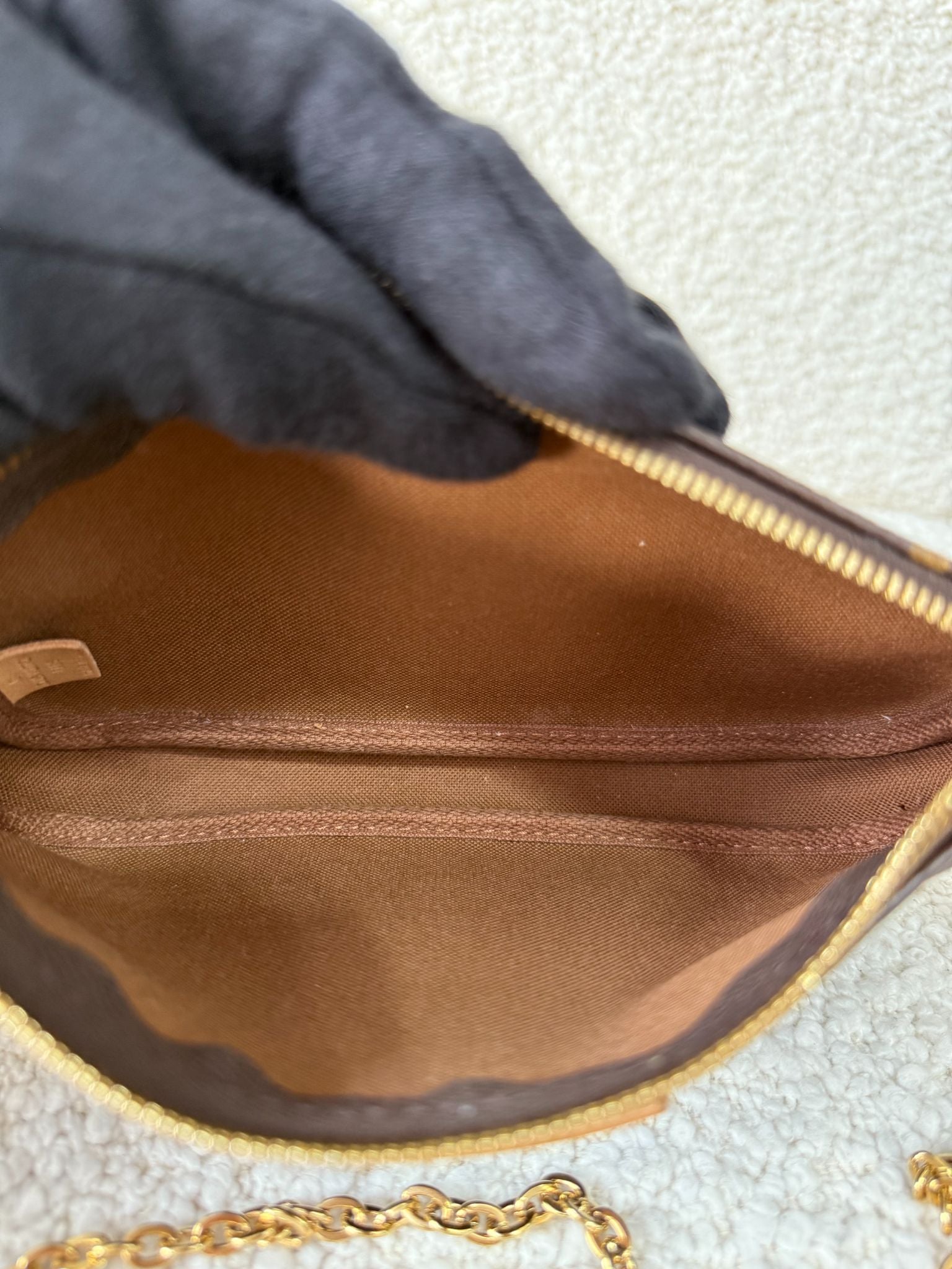 Louis Vuitton Multi Pochette Accessoires Khaki Strap Monogram Canvas