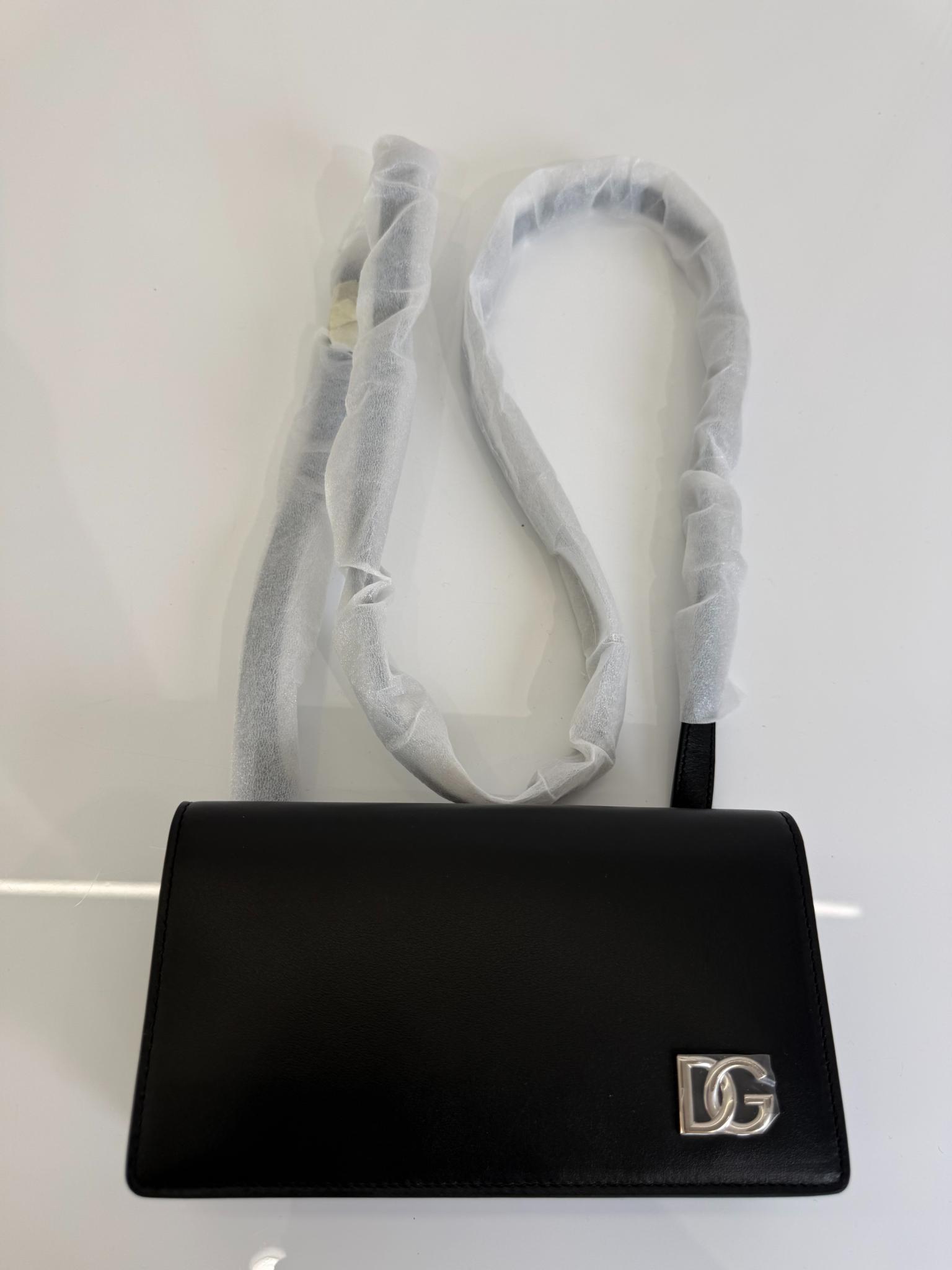 Dolce Gabbana DG Logo Black Leather Crossbody Bag