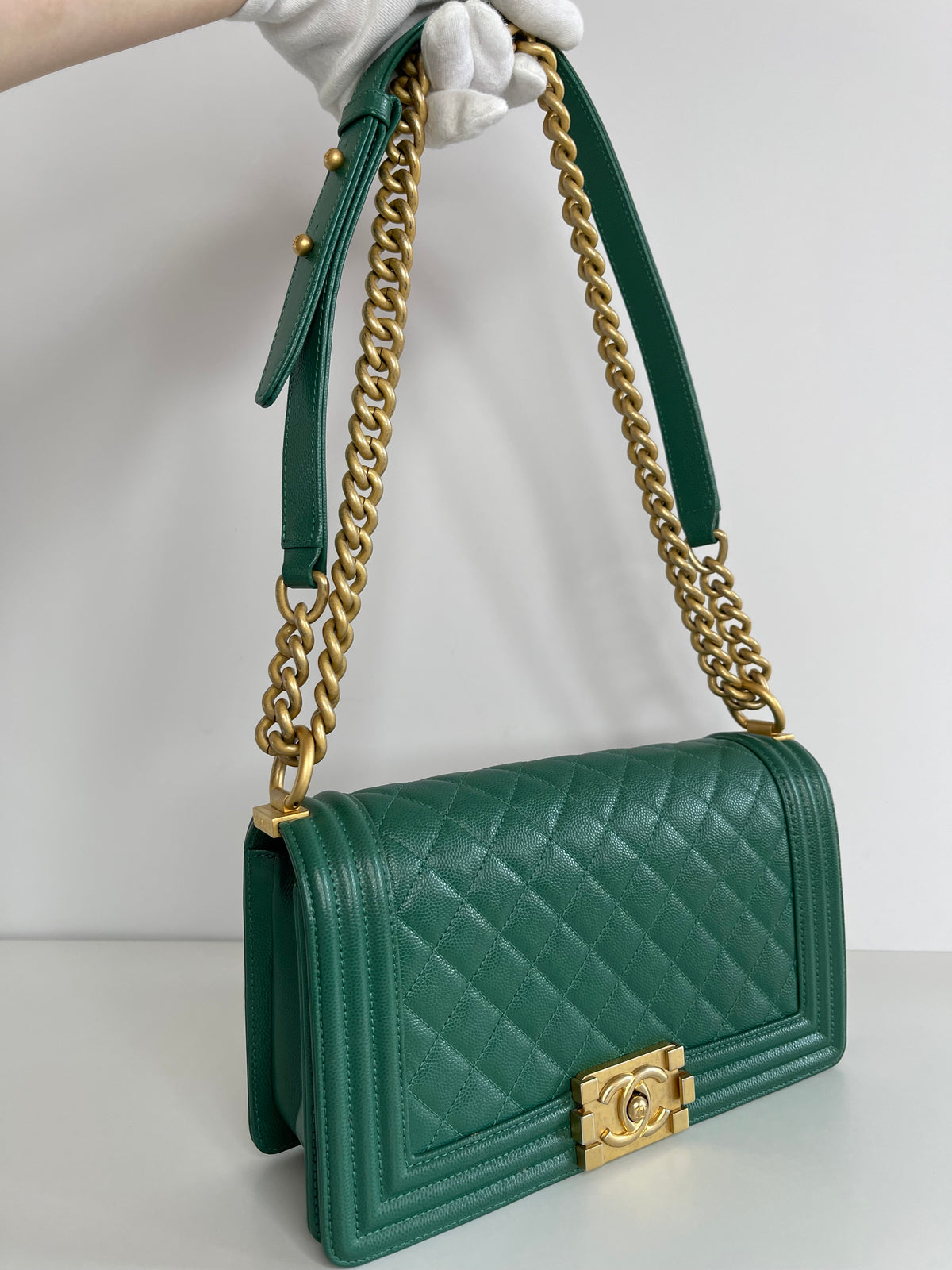 Chanel Green Medium Boy Caviar Leather Antique Gold Hardware