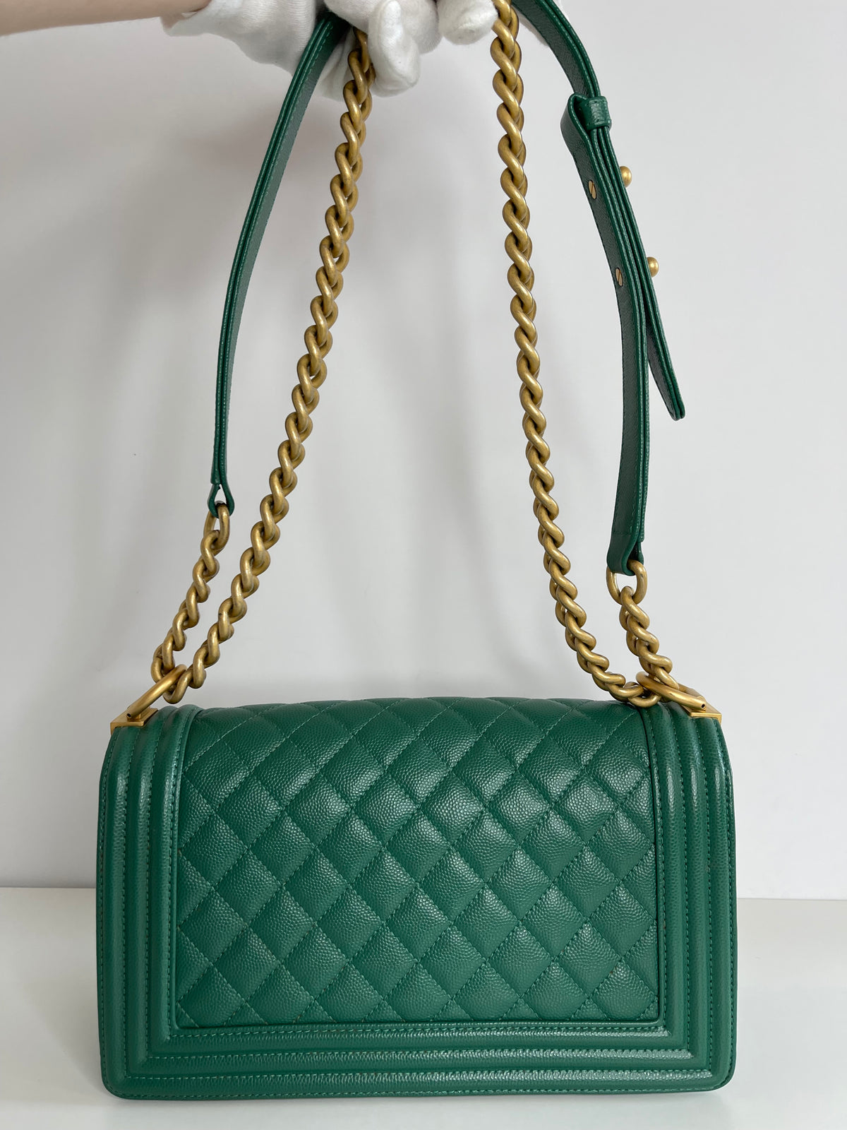 Chanel Green Medium Boy Caviar Leather Antique Gold Hardware