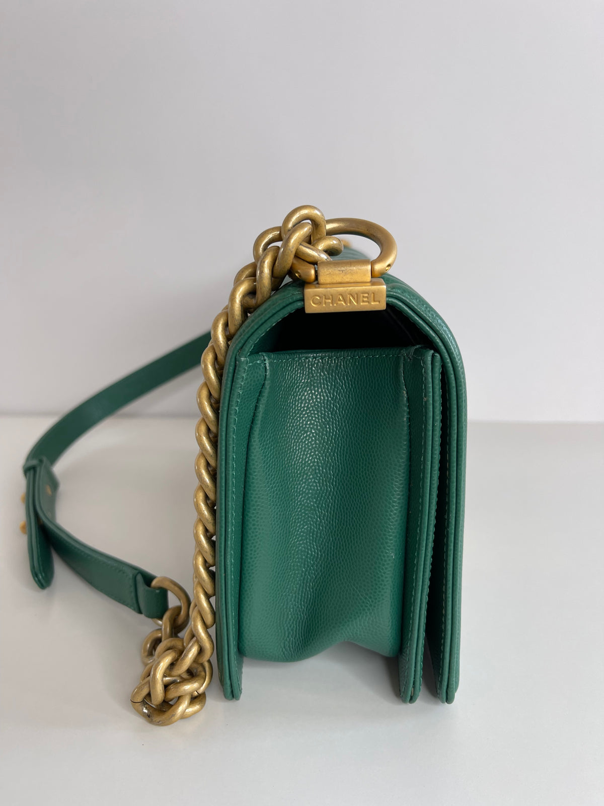 Chanel Green Medium Boy Caviar Leather Antique Gold Hardware