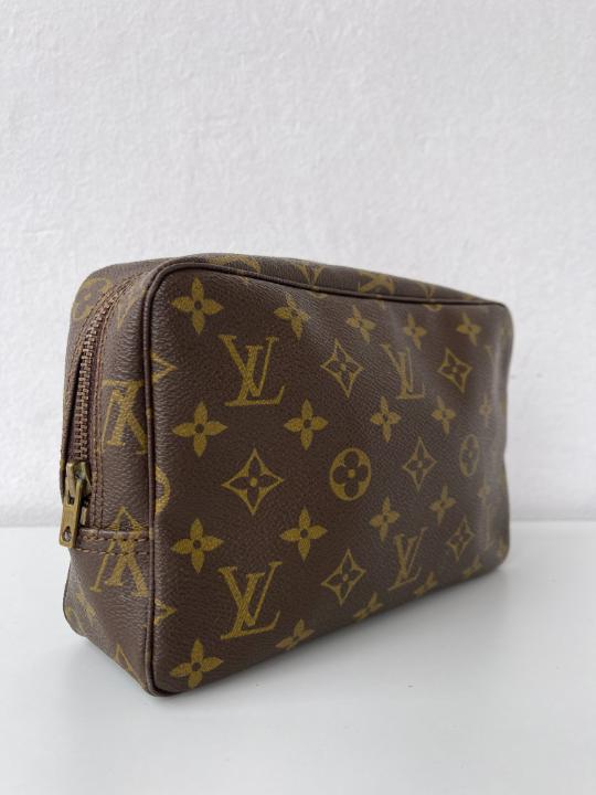 Louis Vuitton Vintage Monogram Trousse 23 Cosmetic Pouch