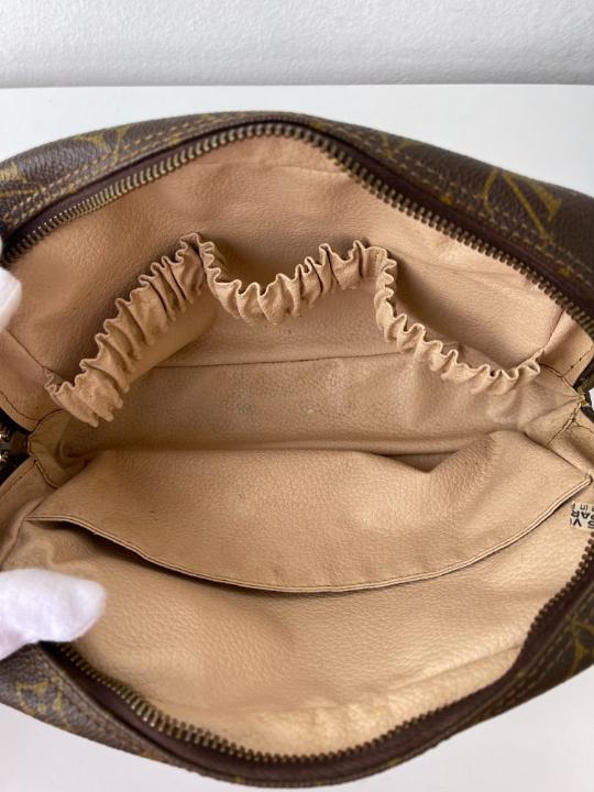 Louis Vuitton Vintage Monogram Trousse 23 Cosmetic Pouch