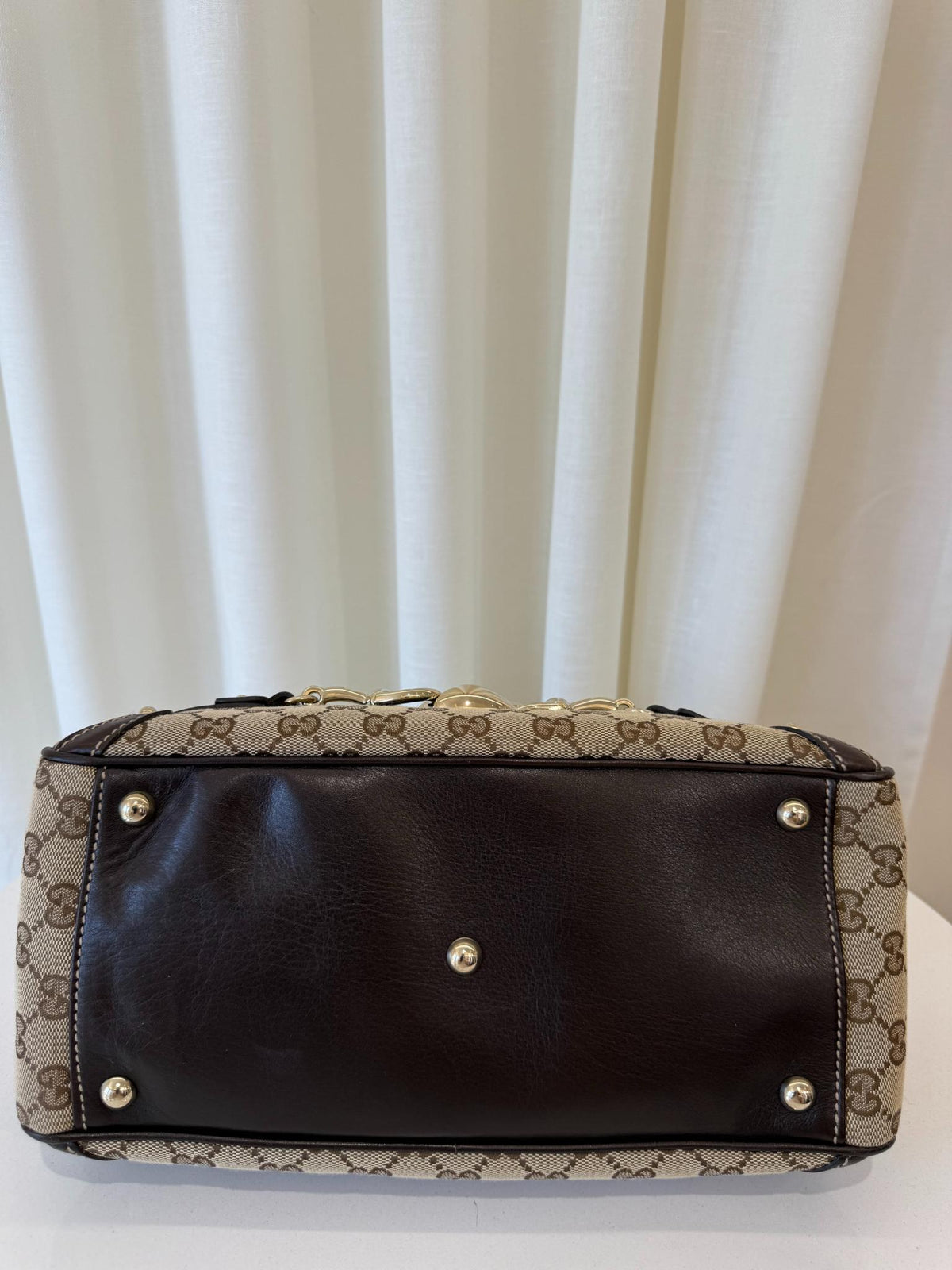 Gucci Beige/Ebony GG Fabric Bamboo Horsebit Medium Wave Boston Bag