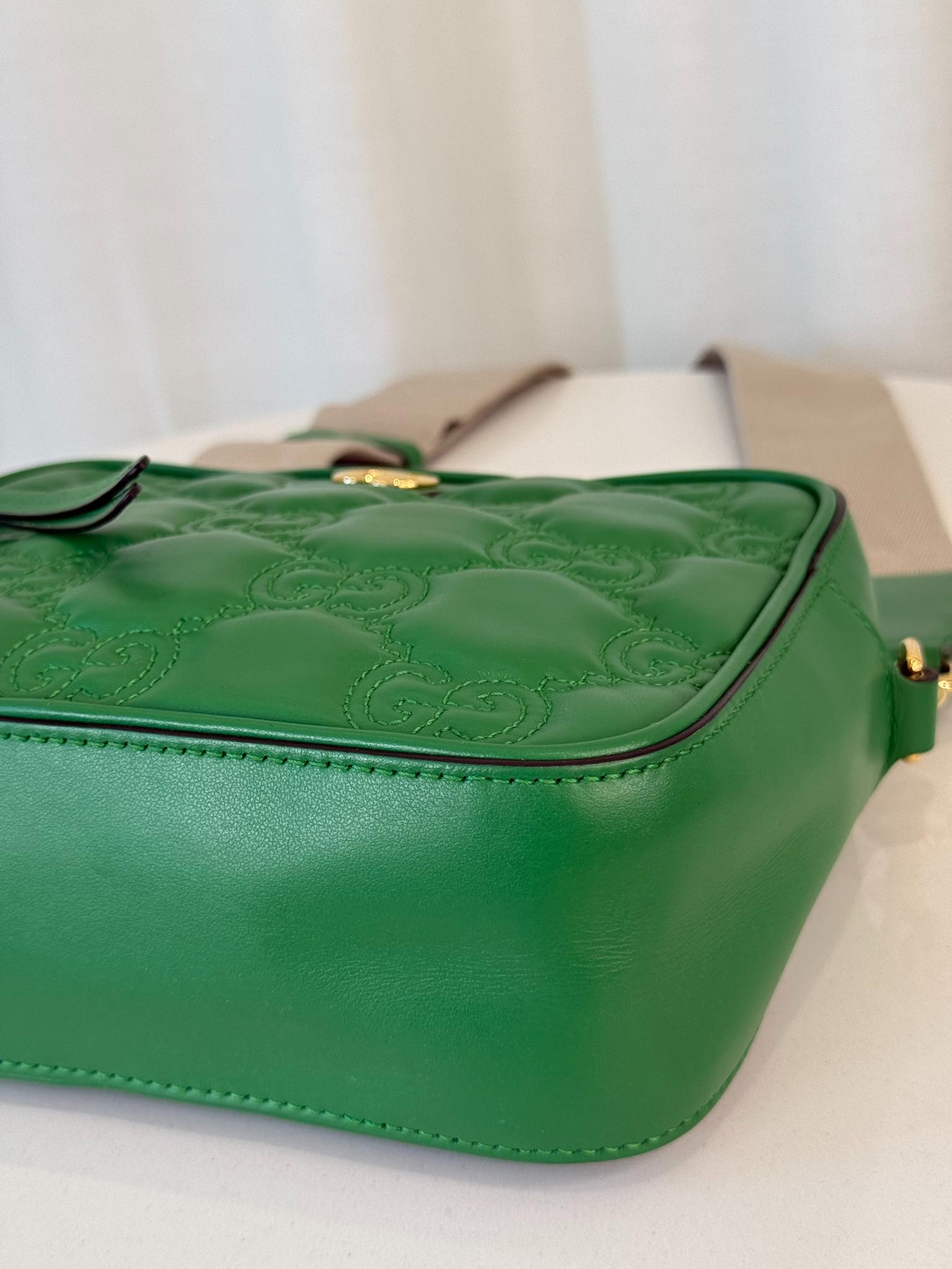 Gucci Green Embossed Leather Zip Crossbody Camera Bag