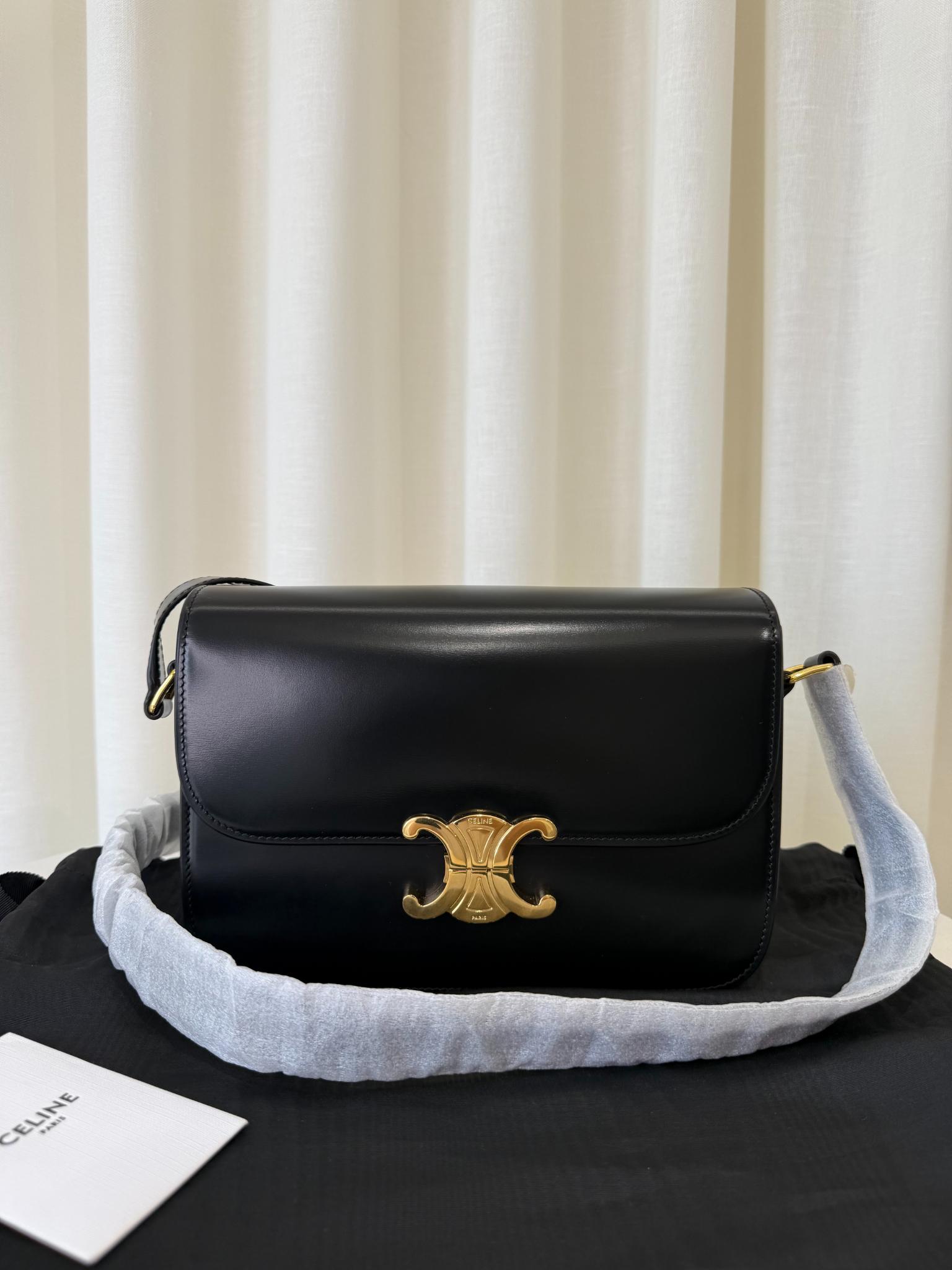 Celine Classique Triomphe Bag in Black Shiny Calfskin