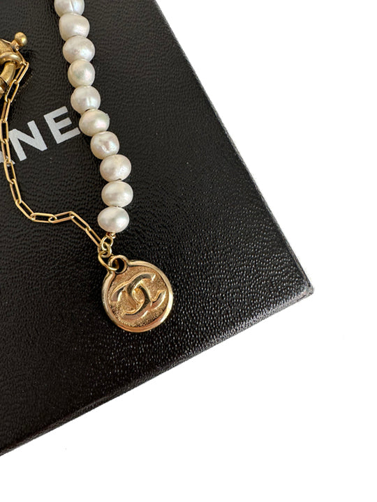 Chanel CC Logo Pearl Necklace