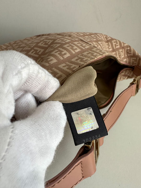 Fendi Zucchino Vitello Medium Chef Hobo Cipria