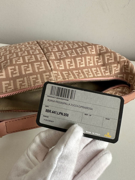 Fendi Zucchino Vitello Medium Chef Hobo Cipria