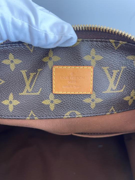 Louis Vuitton Monogram Canvas Sully MM Bag