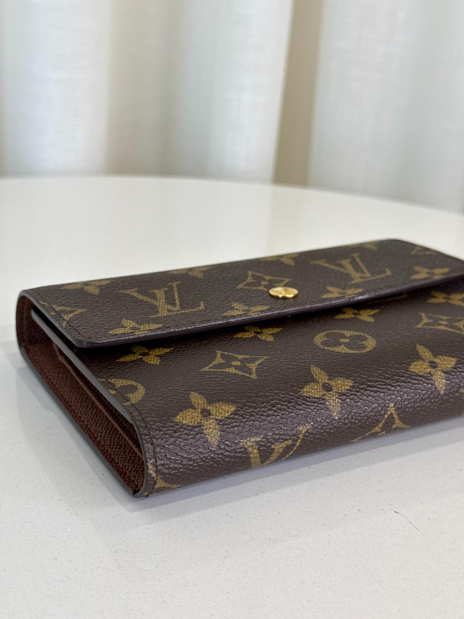 Louis Vuitton Porte Tresor Etui Papier Monogram Canvas Wallet
