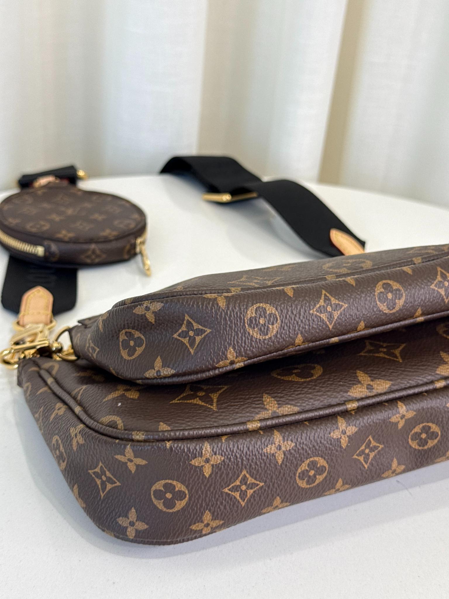 Louis Vuitton Multi Pochette Accessoires Black Strap Monogram Canvas
