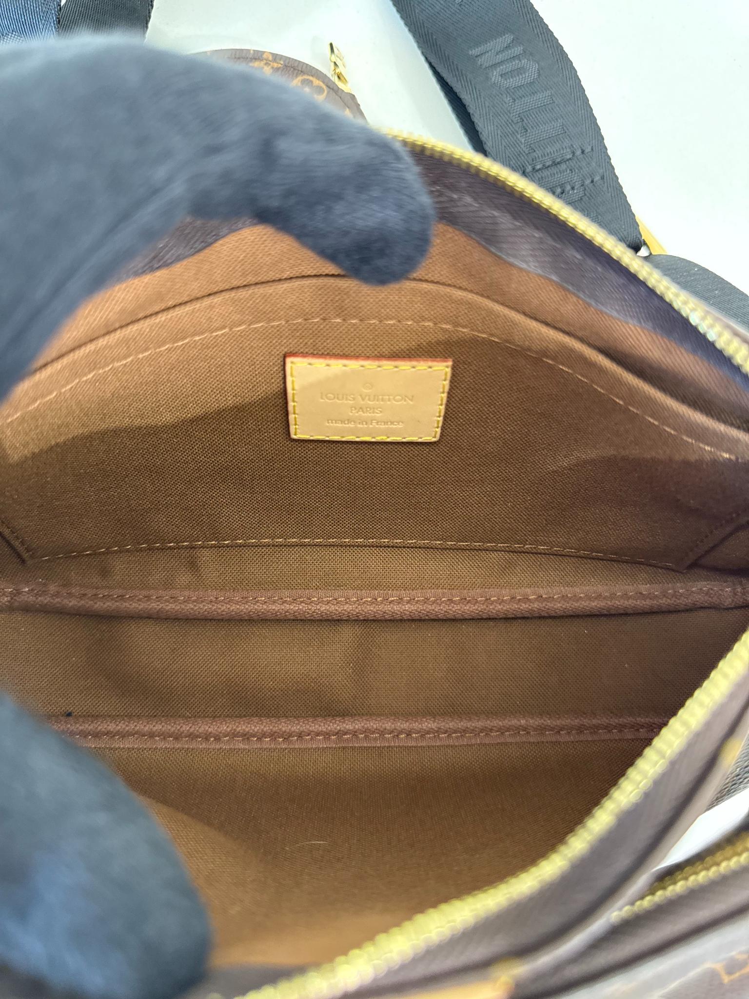 Louis Vuitton Multi Pochette Accessoires Black Strap Monogram Canvas