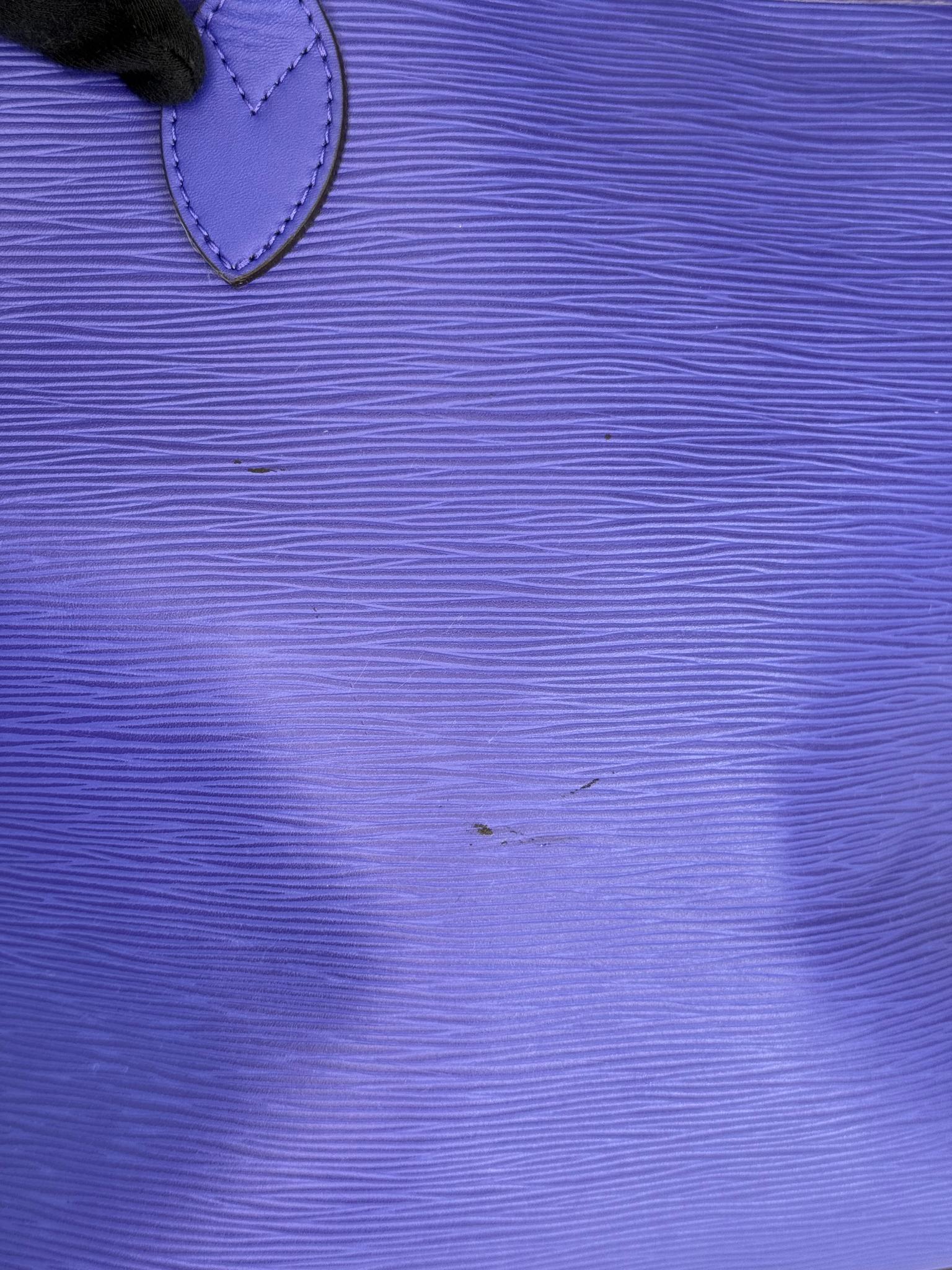 Louis Vuitton Neverfull MM Figue Epi Leather