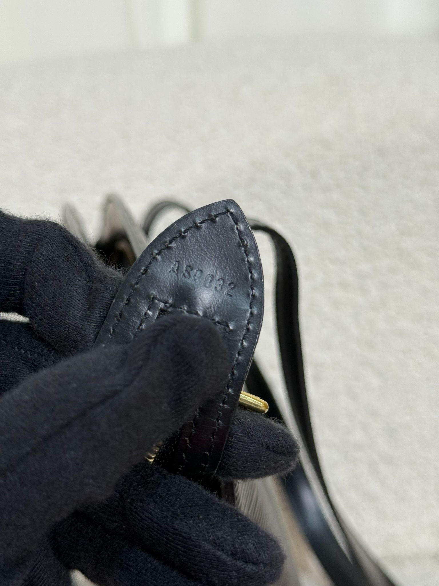 Louis Vuitton Saint Jacques Black Epi Leather Shoulder Bag