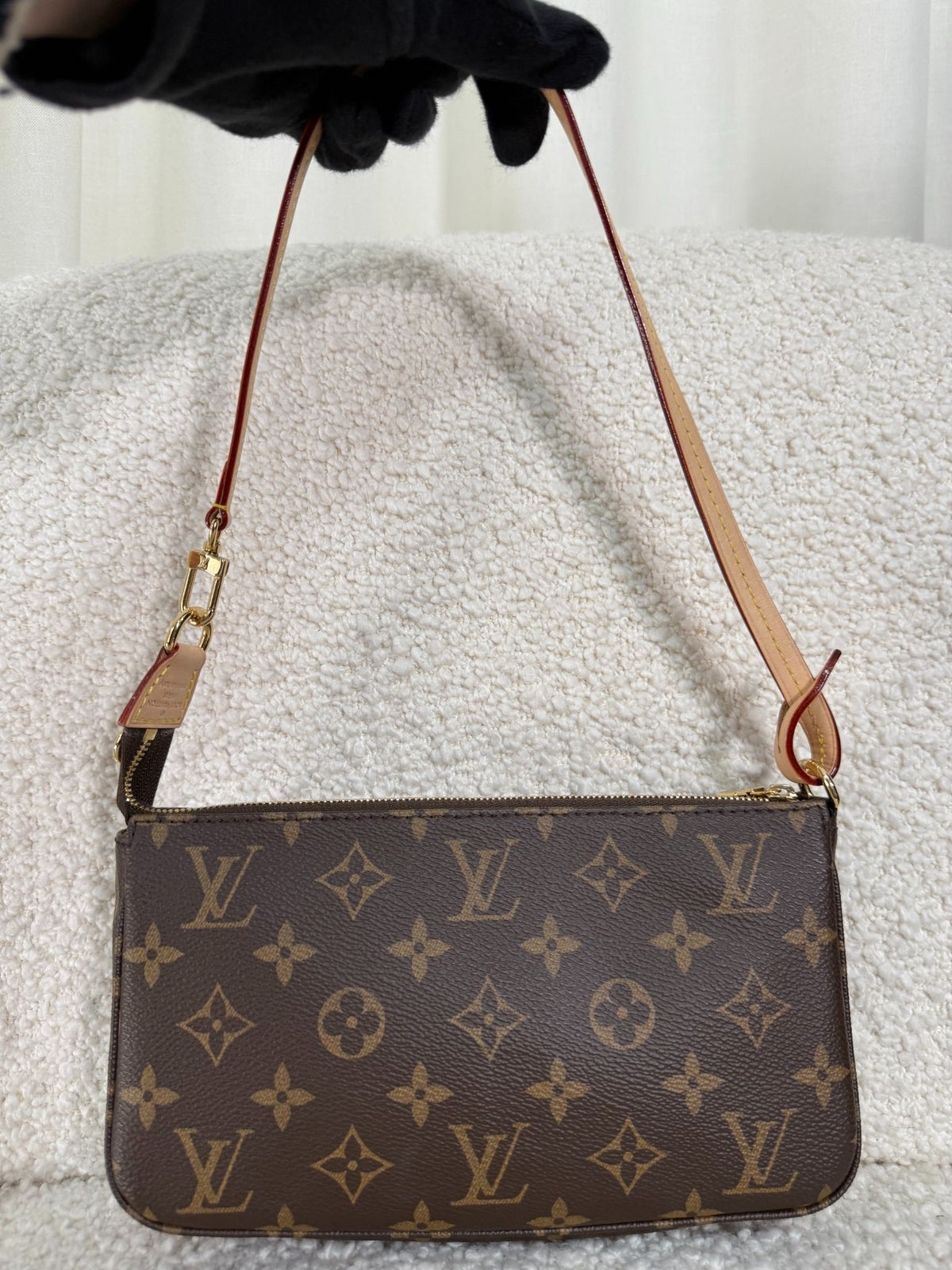 Louis Vuitton Pochette Accessoires Monogram Canvas