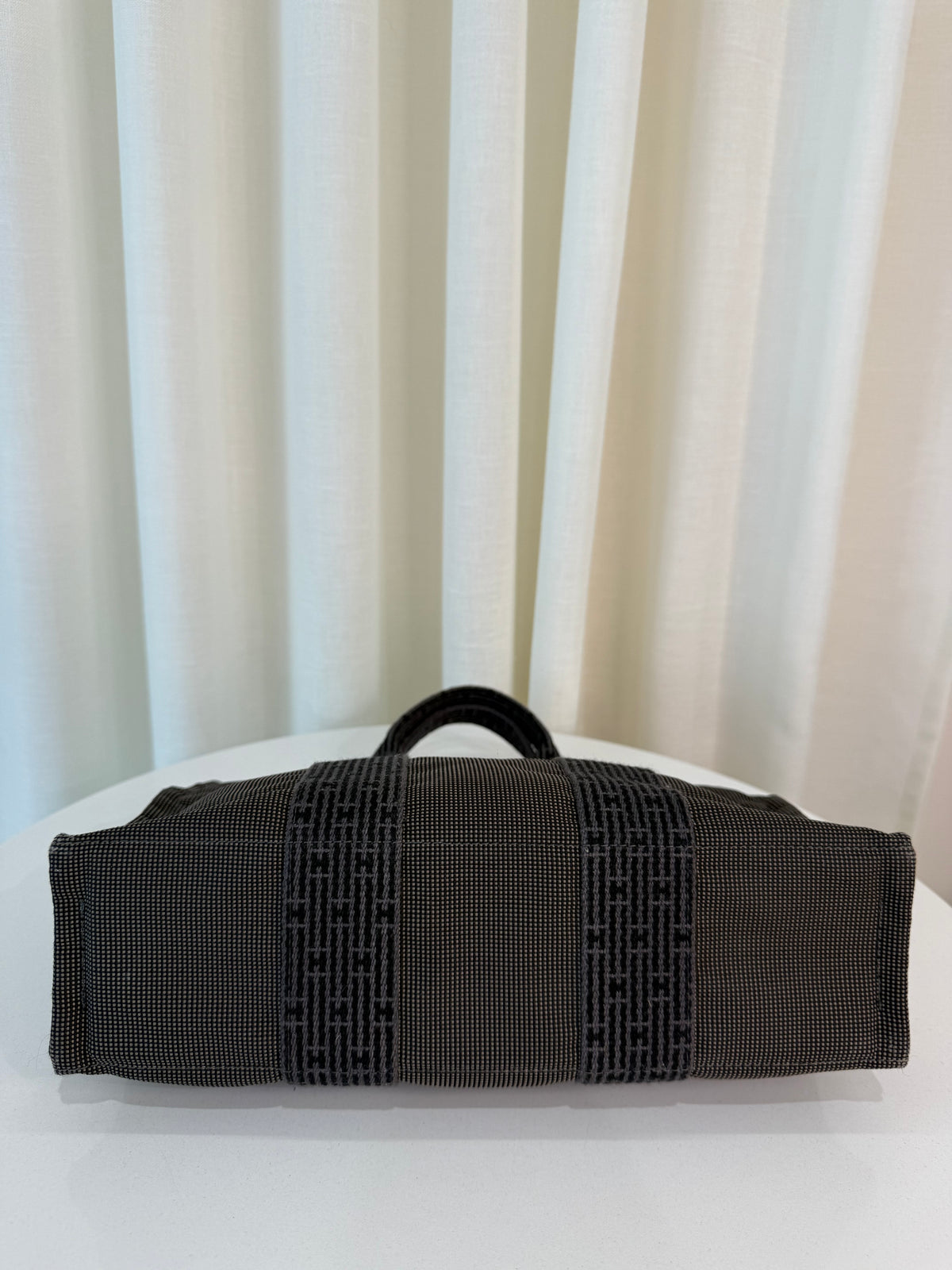 Hermès Black/Grey Canvas Herline PM Tote Bag