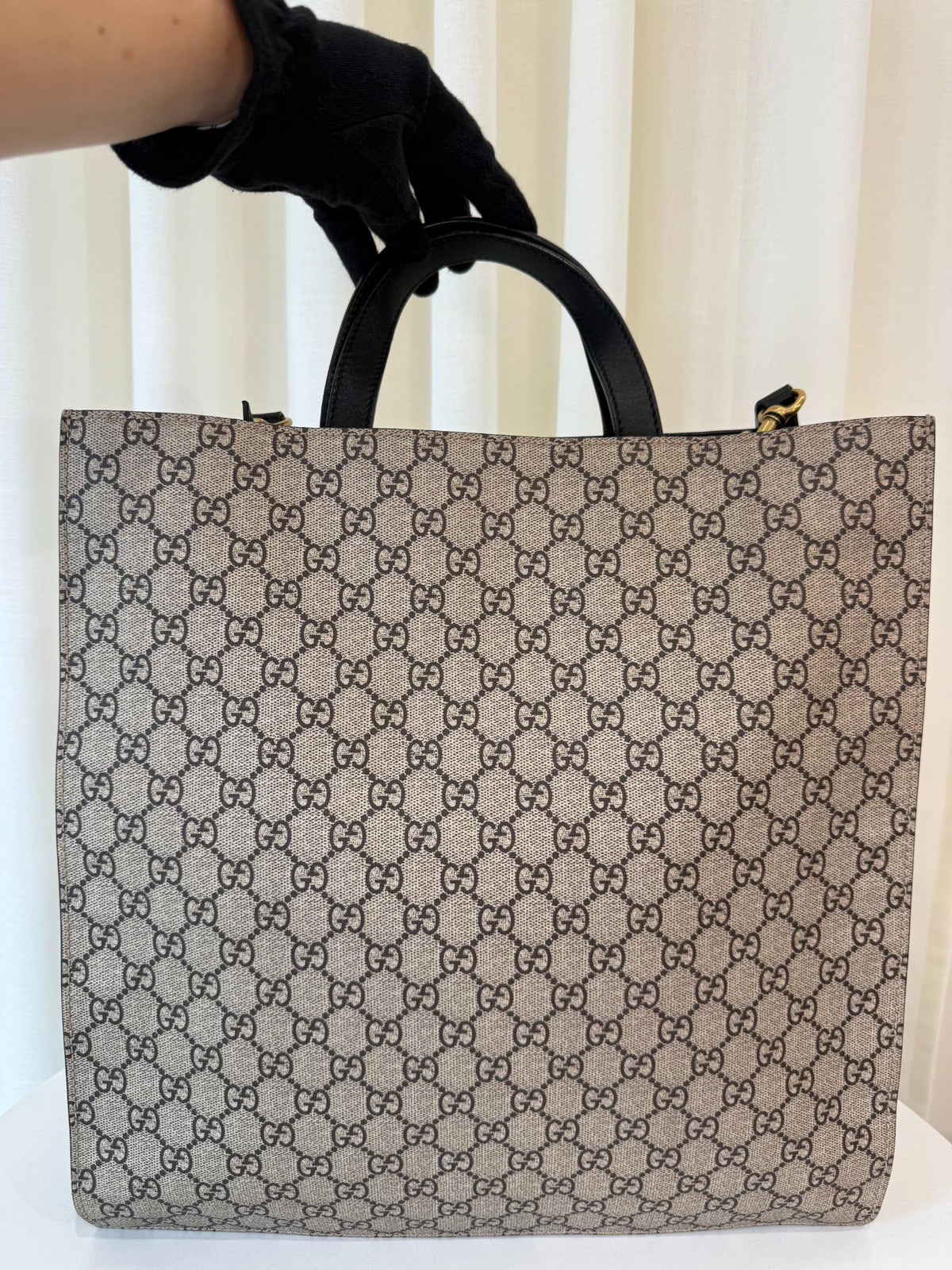 Gucci GG Supreme "Blind for Love" Bee Tote