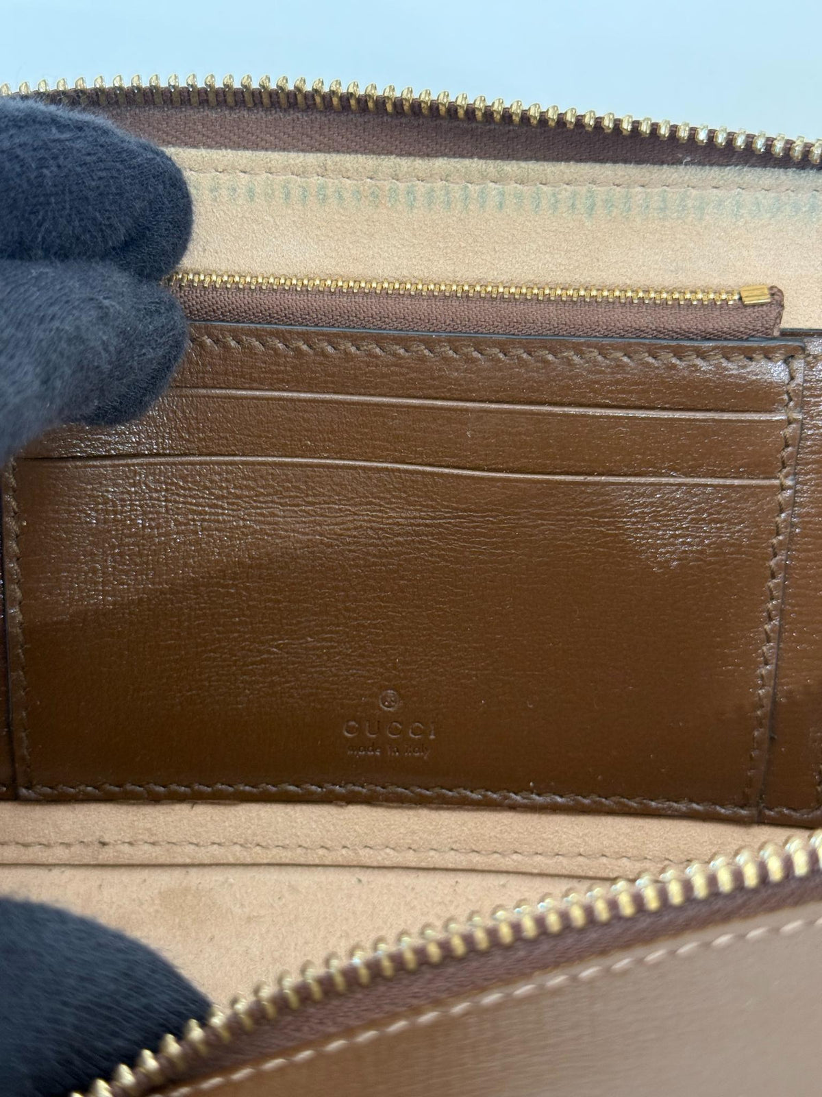 Gucci GG Supreme Mini Retro Interlocking G Crossbody Bag