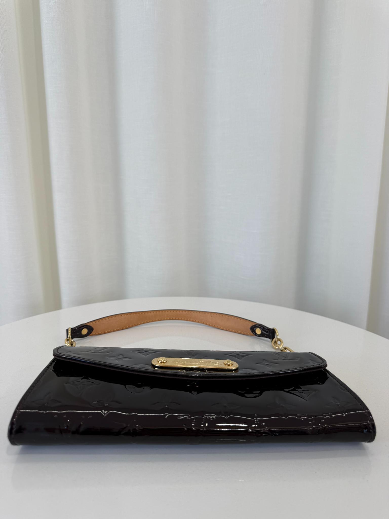 Louis Vuitton Amarante Monogram Vernis Sunset Boulevard Pochette