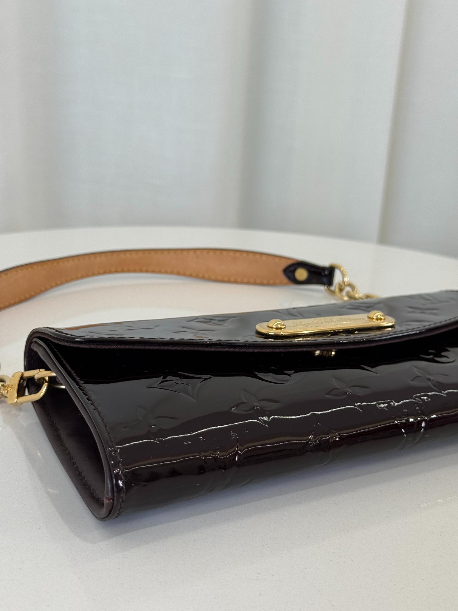 Louis Vuitton Amarante Monogram Vernis Sunset Boulevard Pochette