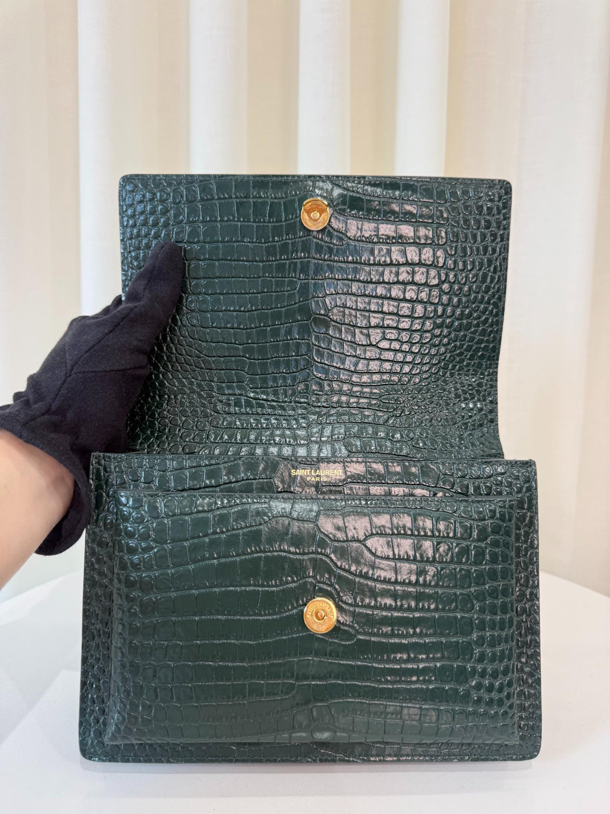 Saint Laurent Sunset Medium Dark Green Crocodile Embossed Leather