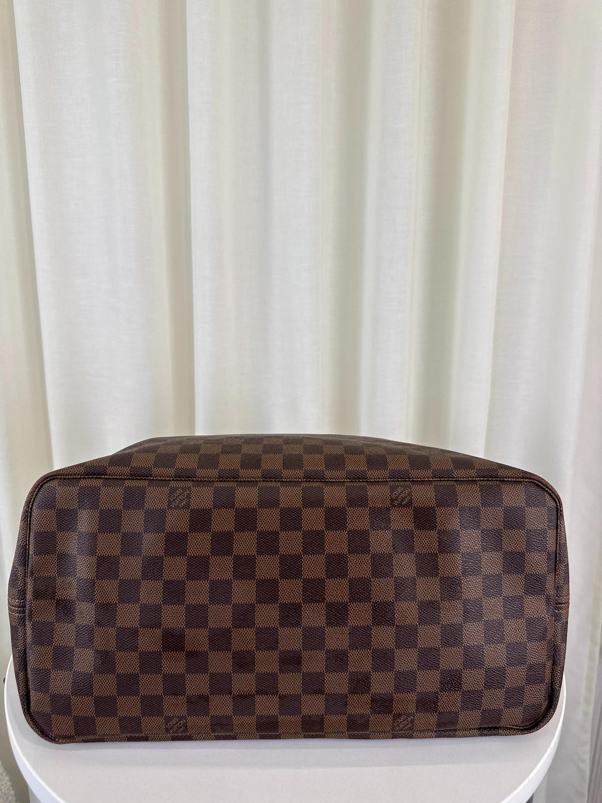 Louis Vuitton Neverfull GM Damier Ebene Canvas