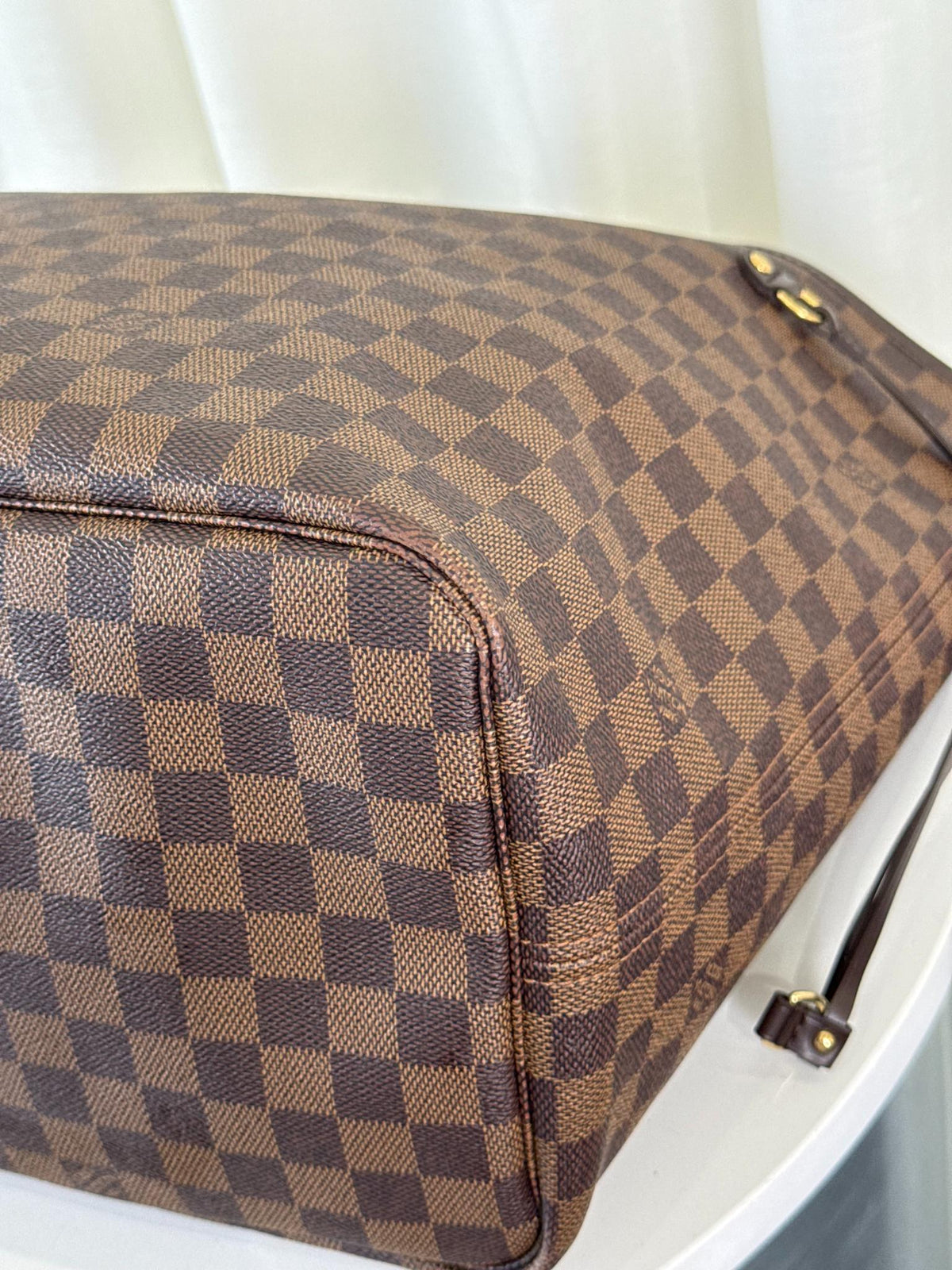 Louis Vuitton Neverfull GM Damier Ebene Canvas