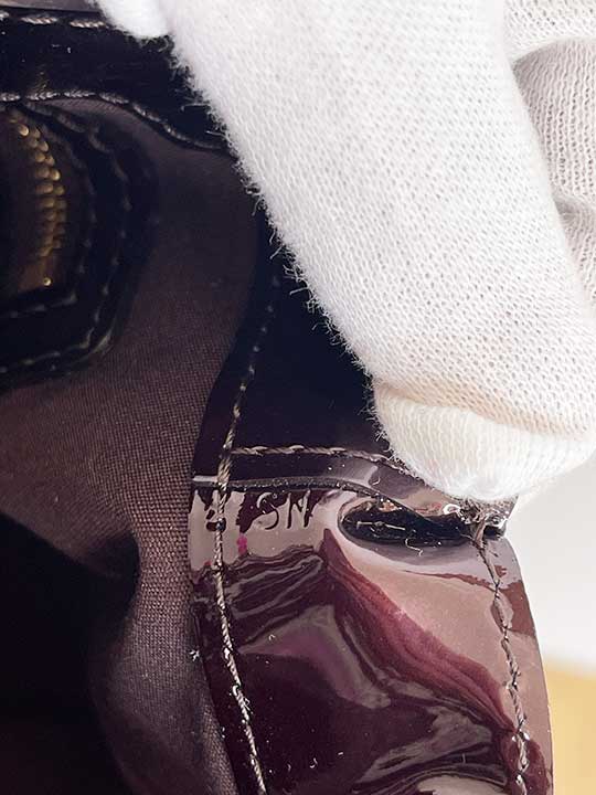 Louis Vuitton Wilshire PM Amarante Monogram Vernis Bag