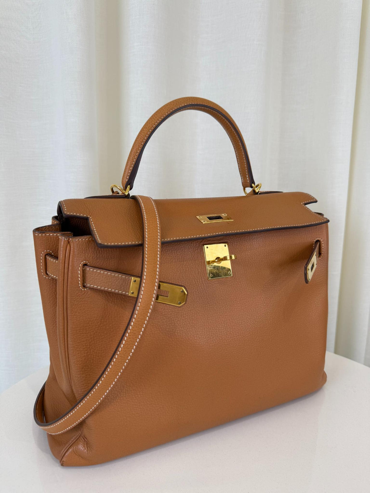 Hermès Kelly 32 Natural Vache Liégée Retourne GHW