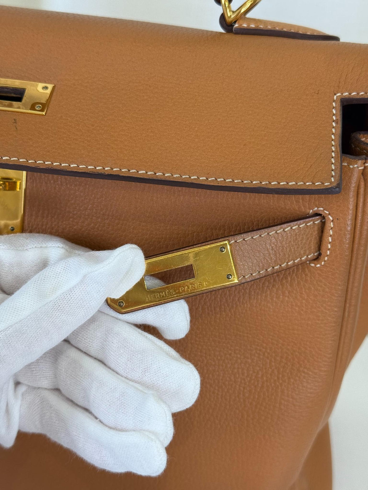 Hermès Kelly 32 Natural Vache Liégée Retourne GHW