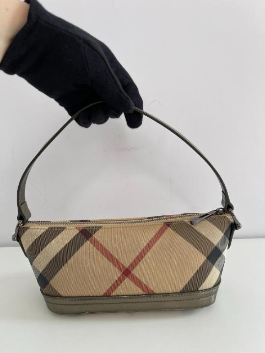 Burberry Nova Check Mini Boat Pochette