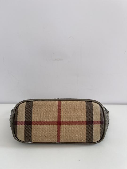 Burberry Nova Check Mini Boat Pochette