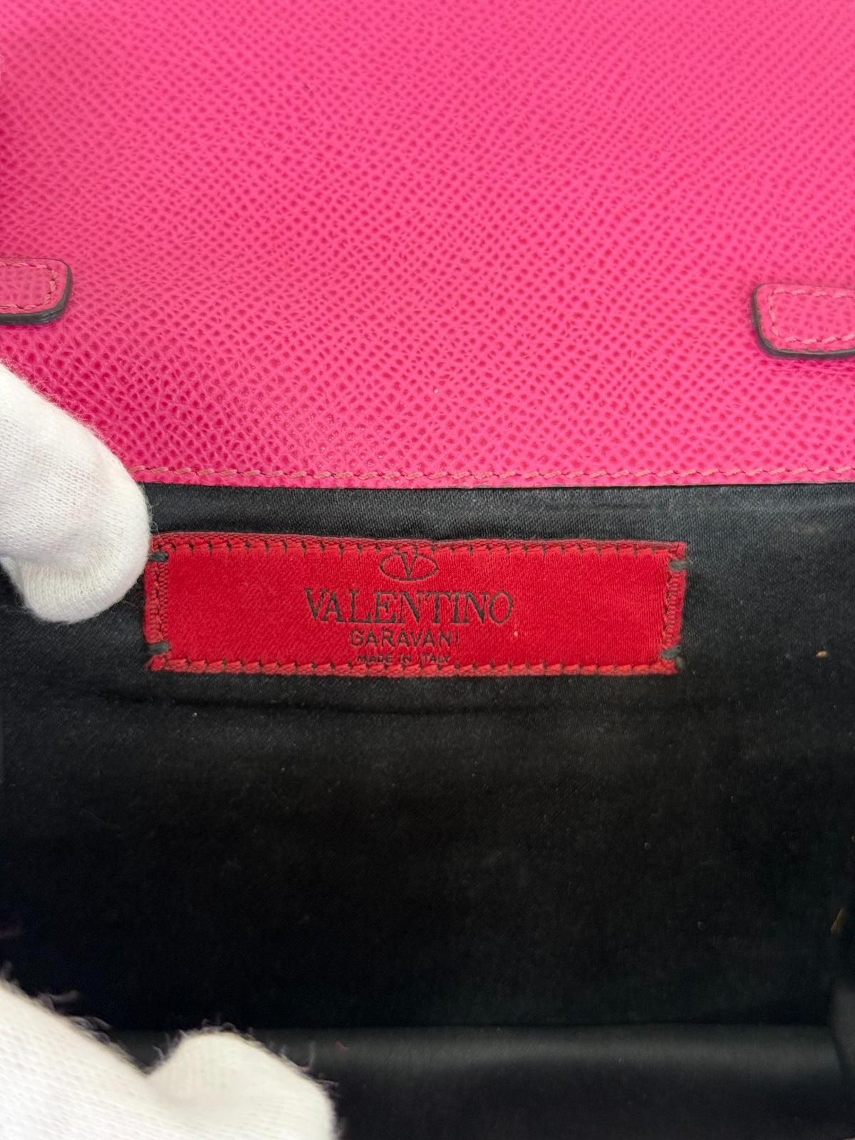 Valentino Zero Fuchsia Leather Wallet On Chain