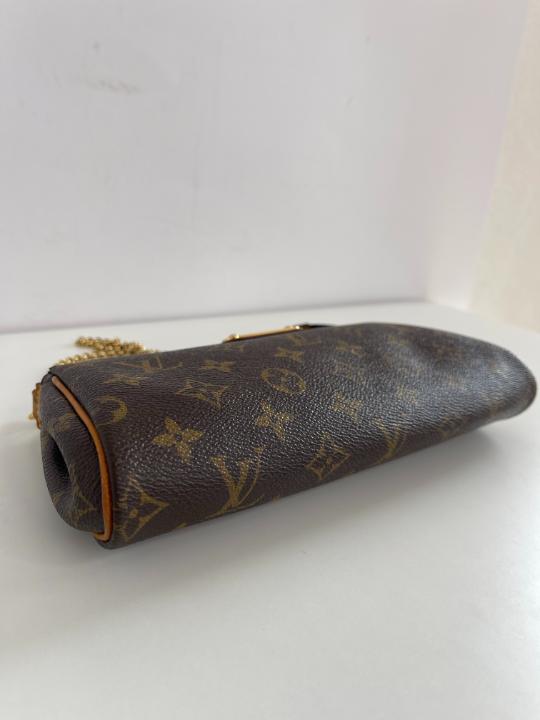 Louis Vuitton Pochette Eva Monogram Canvas