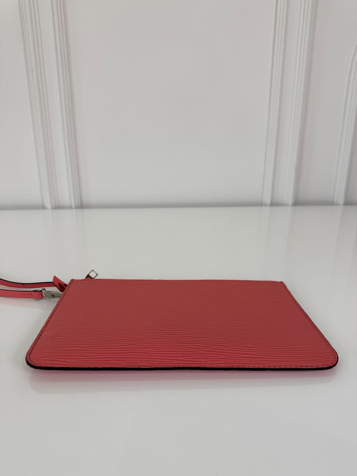 Louis Vuitton Neverfull MM Coral Epi Leather