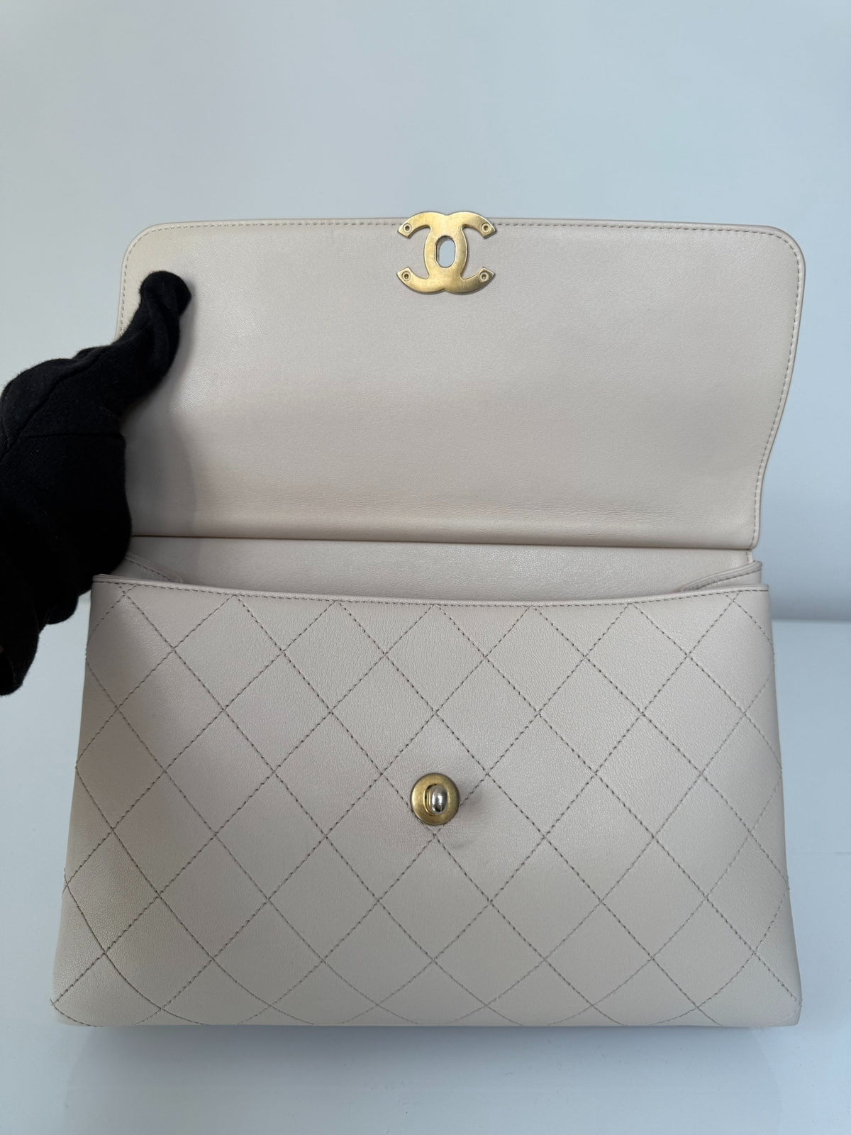 Chanel Coco Luxe Beige Quilted Calfskin Flap Bag