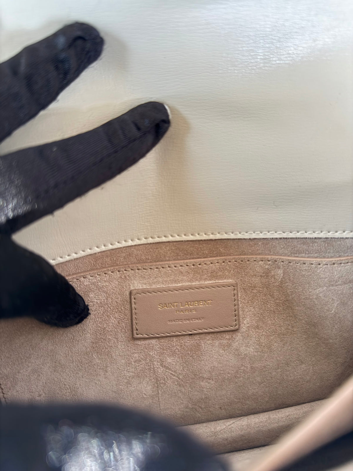 Saint Laurent Smooth Calfskin Medium Monogram Sunset Satchel Blanc Vintage