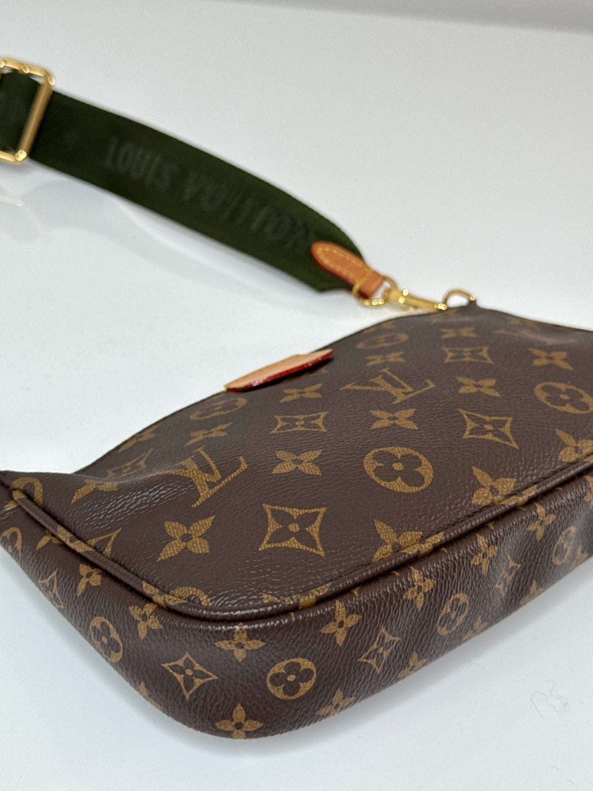 Louis Vuitton Multi Pochette Accessoires Khaki Strap Monogram Canvas